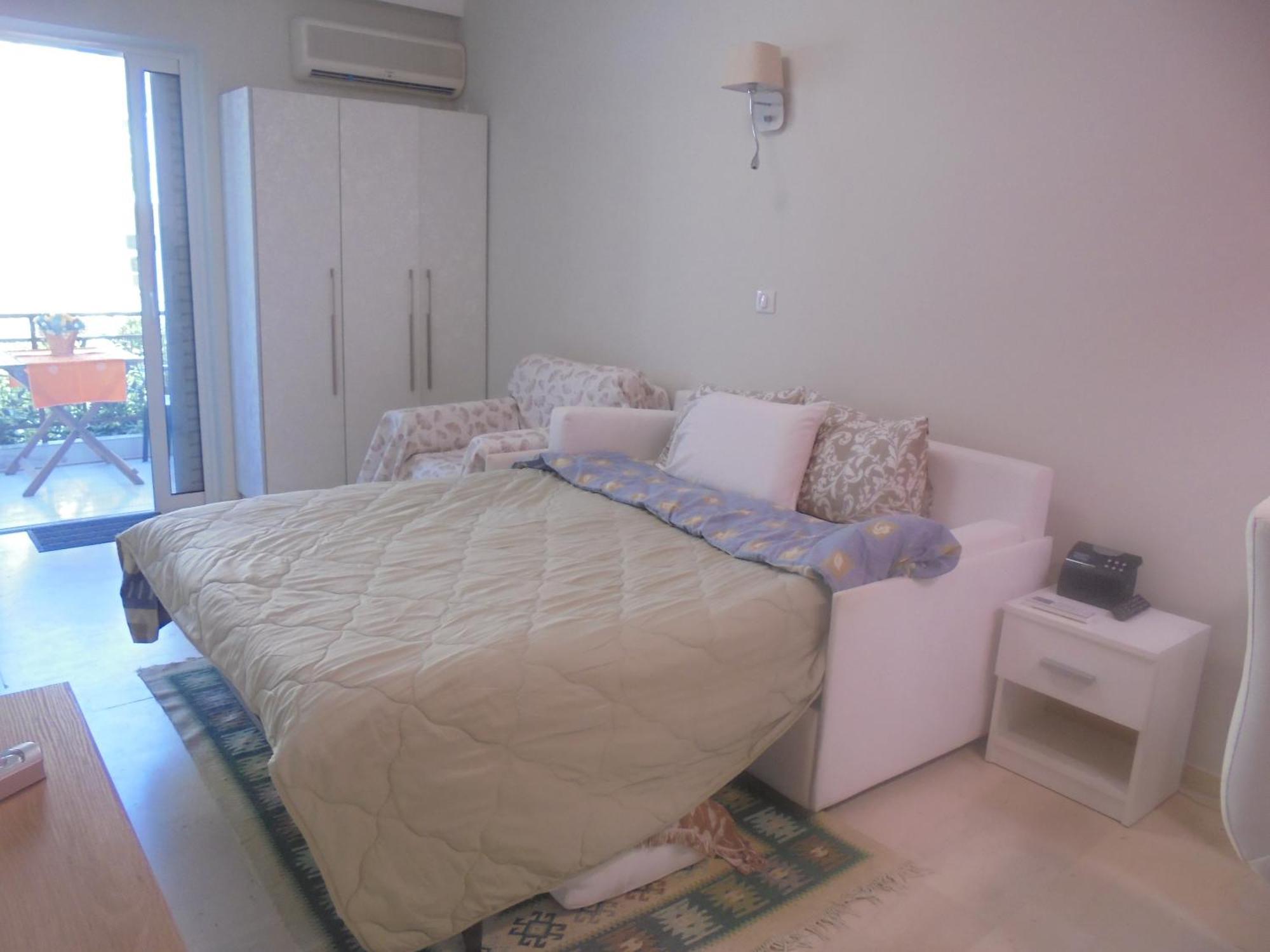 Modern Studio By The Sea 루트라 에디프수 외부 사진